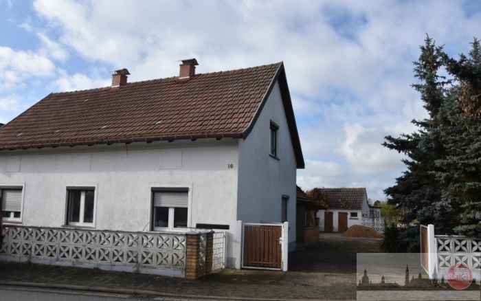 Ein Blick auf das Einfamilienhaus